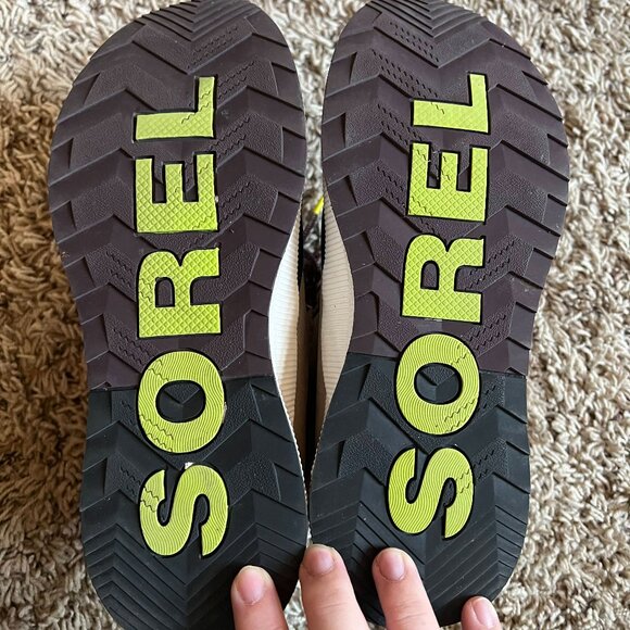 NEW Sorel Out N About Boots Taupe Womens Size 9 - Picture 4 of 5
